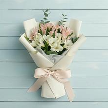 Букет цветов из:  Альстромерии #REPLACE_PRED# Пронске