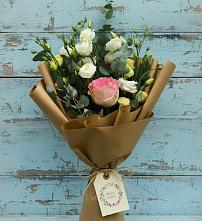 Букет цветов из:  Розы и Лизиантусы в Пронске