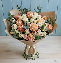 Букет цветов из:  Альстромерии и Розы в Пронске