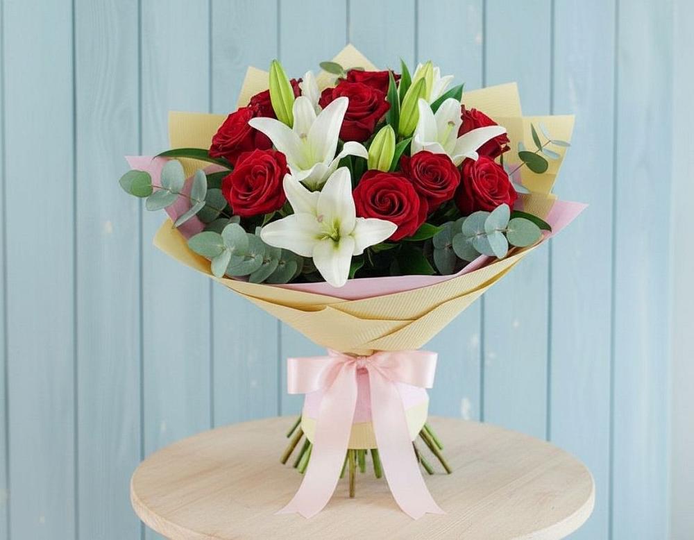 Букет цветов из: Лилии и Розы в Пронске